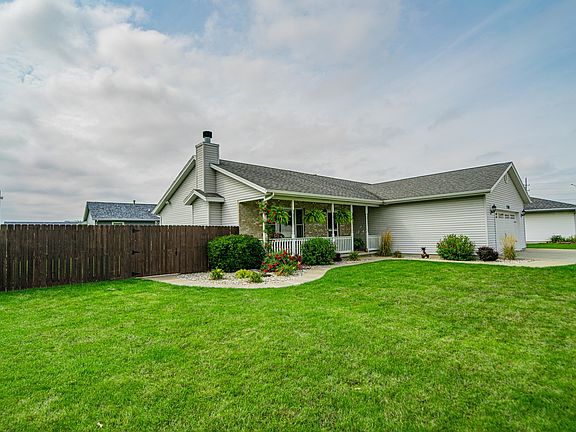 4th image of 1130 Swan Dr