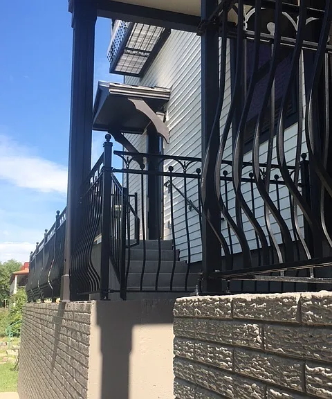 534 E Front St — Photo 13