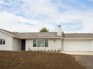 2245 S Stage Coach Ln, Fallbrook, CA 92028