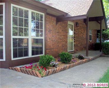 1109 E White St, Sallisaw, OK, 74955