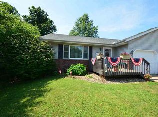 110A Grandview Cir, Eureka, IL
