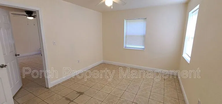 1 Ellis Dr #B — Photo 7