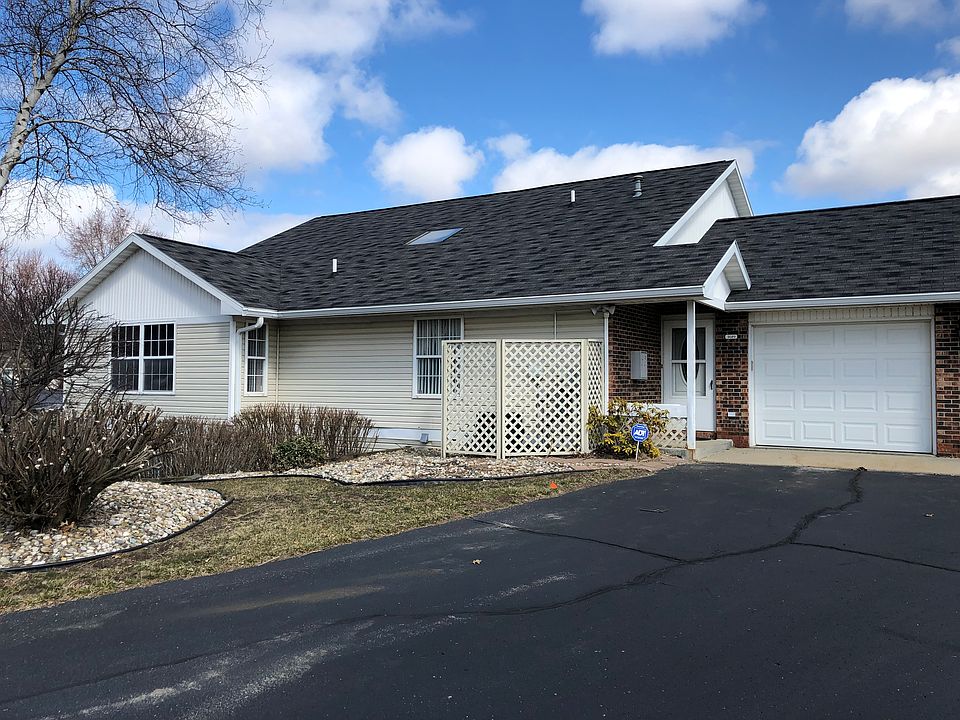 1st image of 1619 Hickory Trace Dr