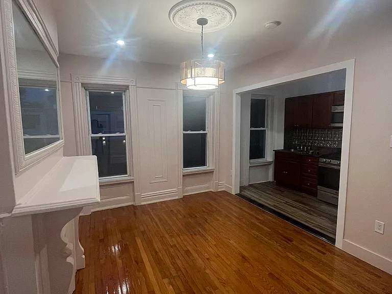 517 Bainbridge St #TOP — Photo 7
