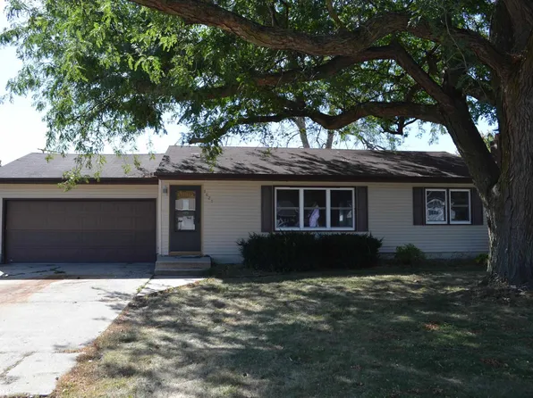 1621 8th St SW, Mason City, IA 50401