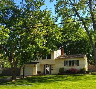 8 Chapman Ter, Middletown, NJ, 07748