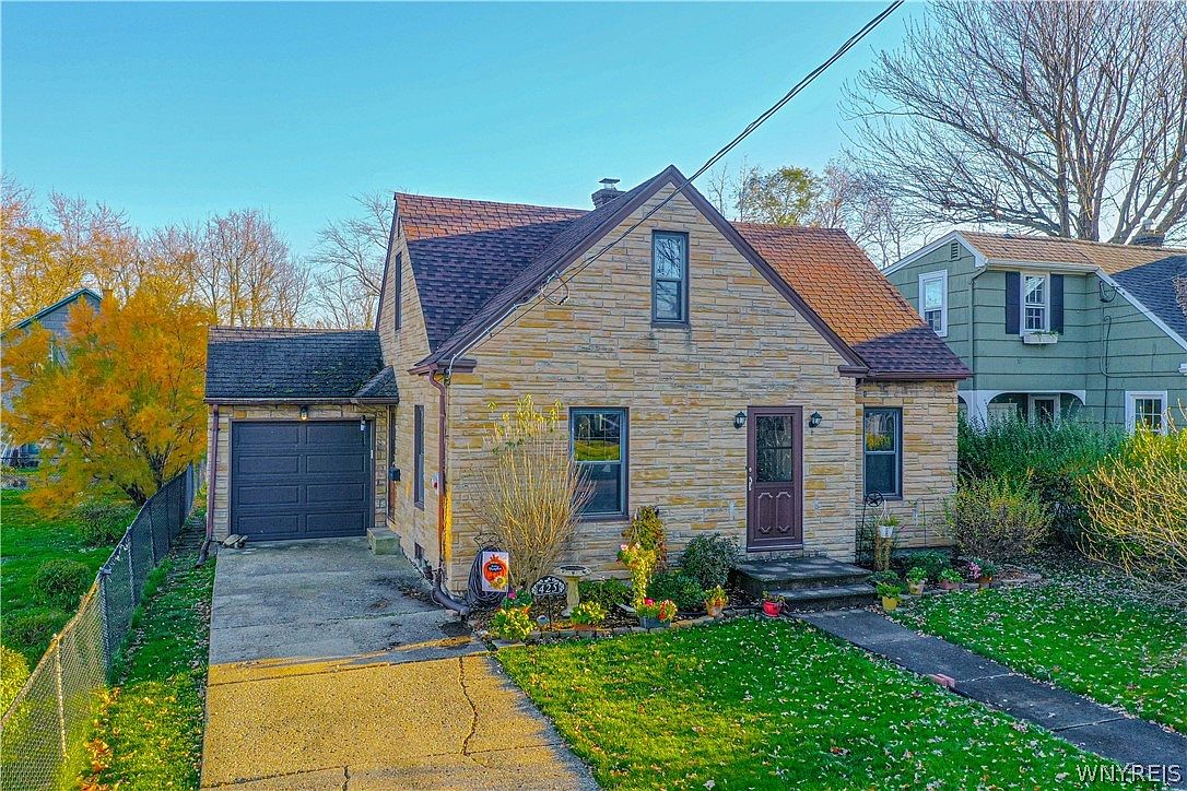 425 Adam St, Tonawanda, NY 14150 Zillow