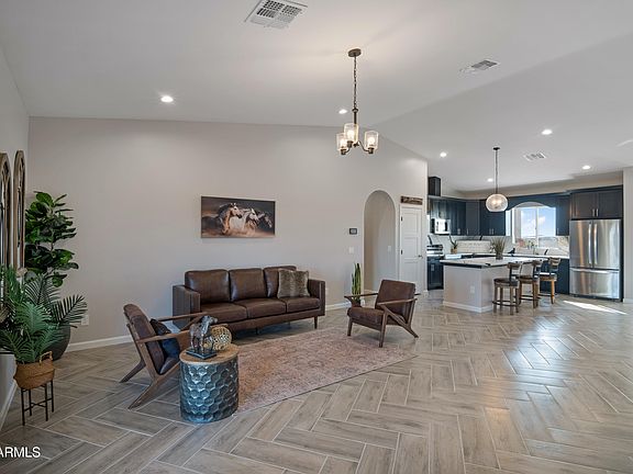 2nd image of 35684 W chipman Road