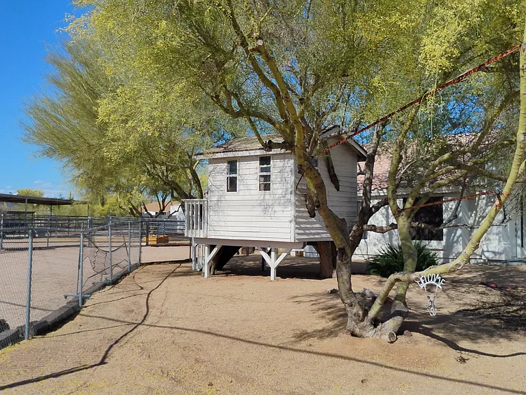 Treehouse, art studio, playhouse, she shed or man cave.