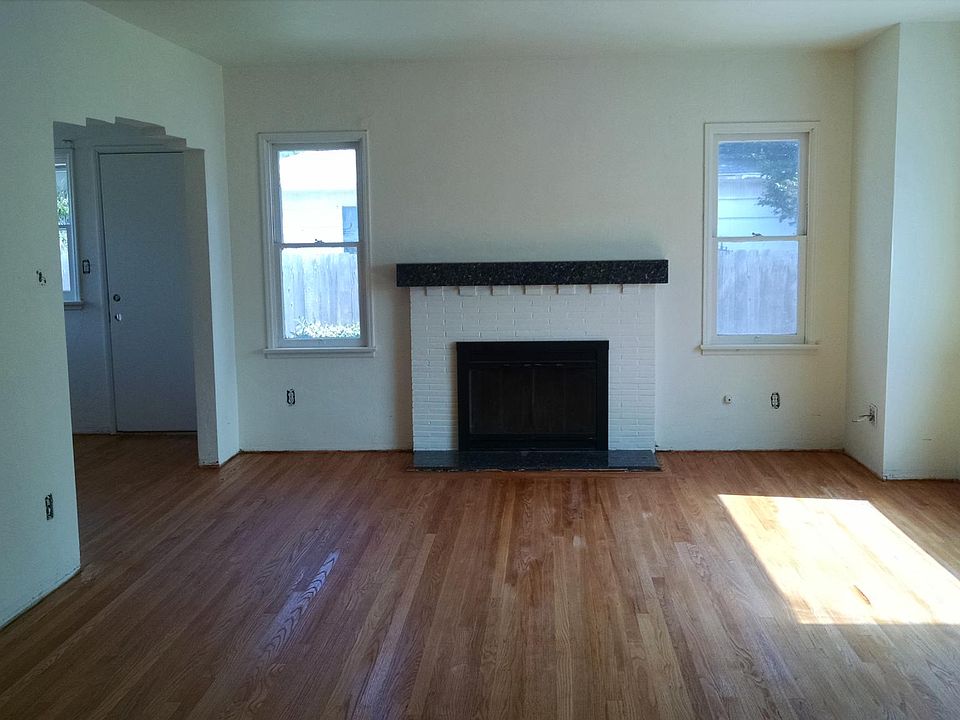 2nd image of 681 2nd Ave