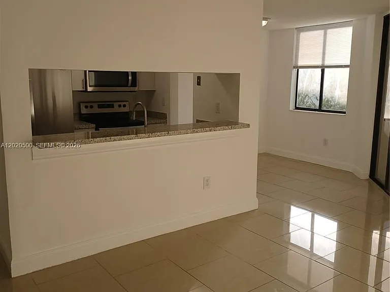8275 SW 152nd Ave #D-416 — Photo 5
