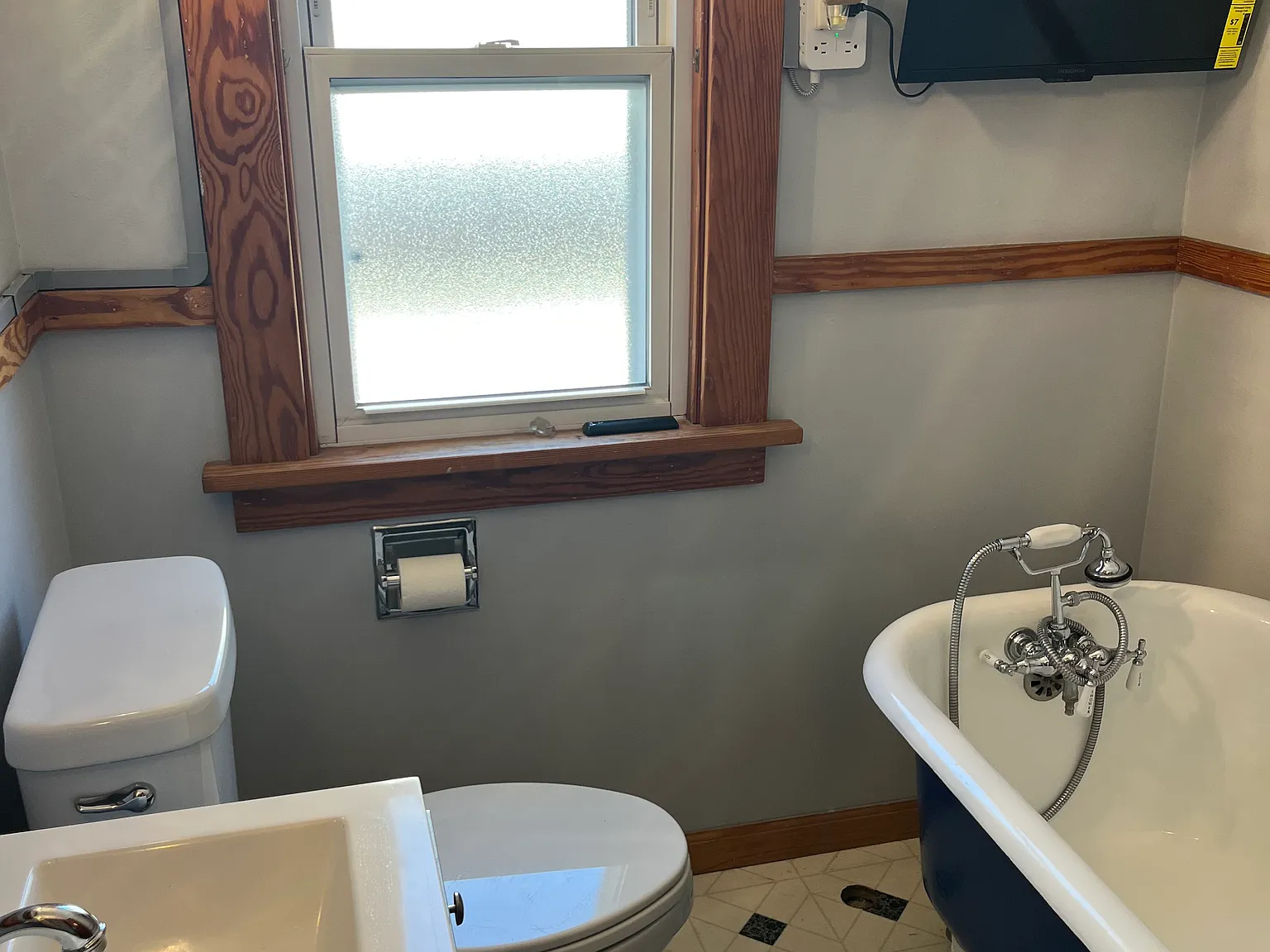 3 bed, 1498 sqft, $2,500 — Photo 4