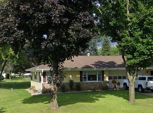 2631 Lakeshore Dr #1, La Crosse, WI 54603