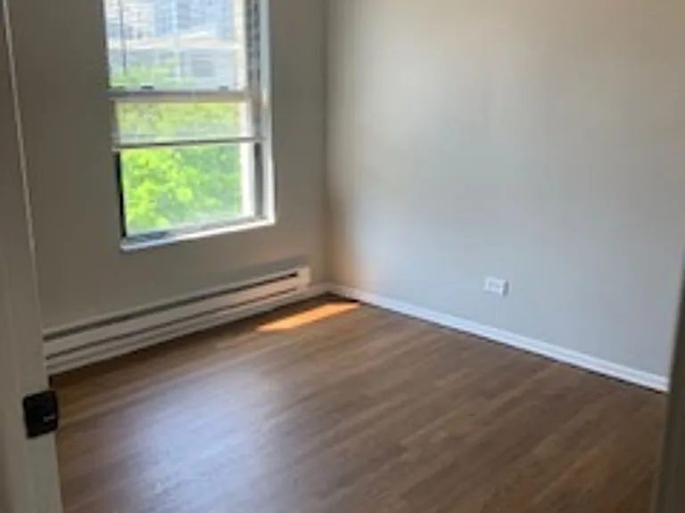 1714 W Jonquil Ter #2E — Photo 9