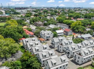 26 Nats Ct, Charleston, SC 29403