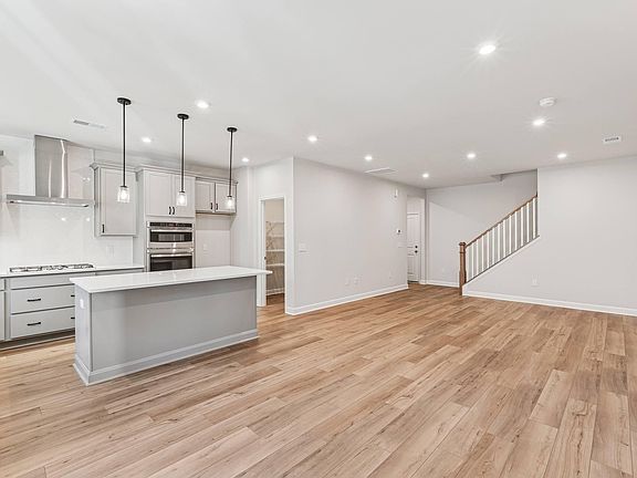 2nd image of 603 Brackenberry Aly