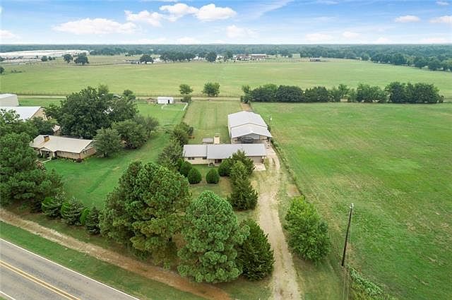 1st image of 1536 Farm Road 2352