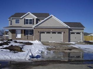 1605 Chancelor Pl, Chatham, IL 62629