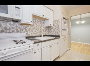 60 Sycamore Rd #2, Jersey City, NJ 07305