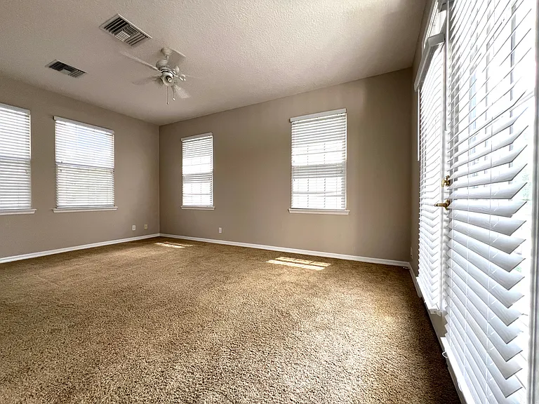 502 Greenbrier Ave — Photo 19