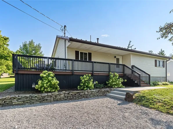309 Cedar St, Keuka Park, NY 14478