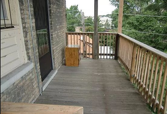 5th image of 7309 N Greenview Ave #2F