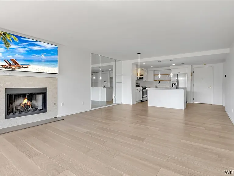 40 Waterfront Cir #306 — Photo 11