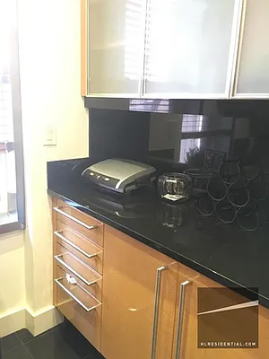 Rented by Highline Residential | media 23