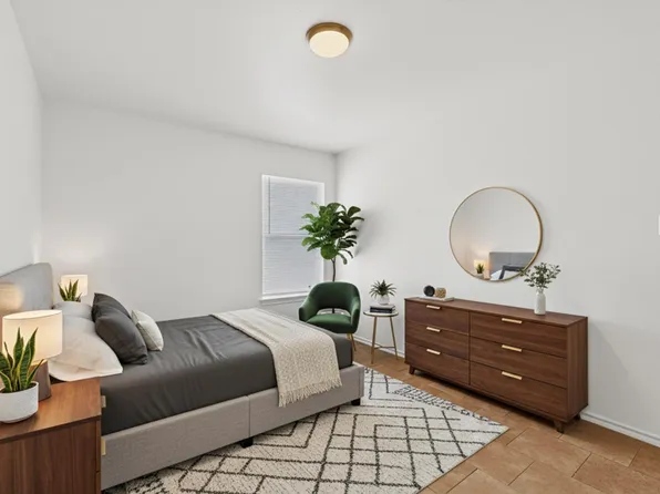 12725 Saint Mary Dr, Manor, TX 78653