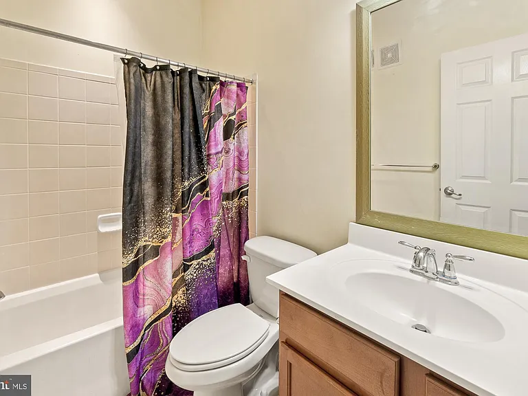 3565 Holborn Pl — Photo 25