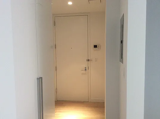 Rented by R New York | media 26