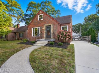 4440 Woodmont Rd, Toledo, OH 43613