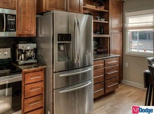 16530 Dorcas St, Omaha, NE 68130