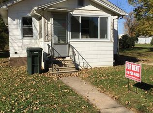 1223 Columbia St, Waterloo, IA 50703