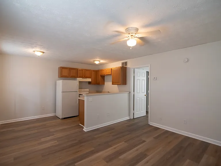 Greystone Place — Photo 5