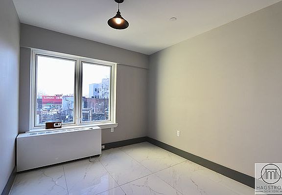 4th image of 1474 Eastern Pkwy #2D