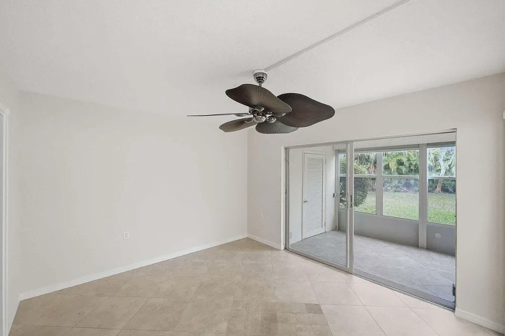 2 bed, 1095 sqft, $2,000 — Photo 3