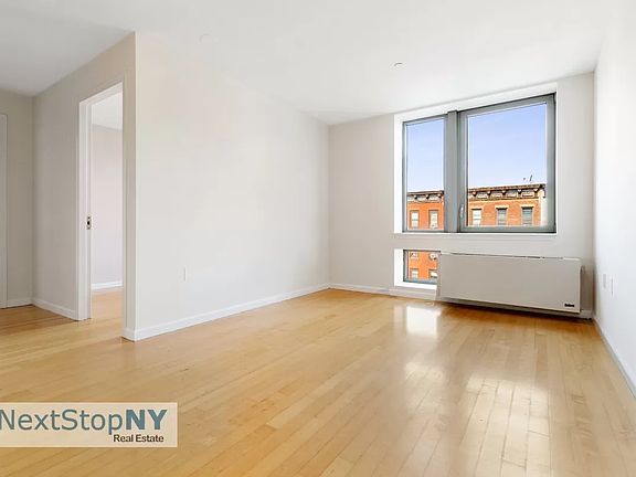 2nd image of 2134 2nd Ave APT 4D