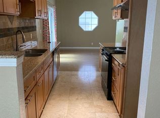 1112 Rosa Del Rio Way, Sacramento, CA 95822