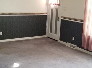 360 N Rile St, Bushnell, IL 61422