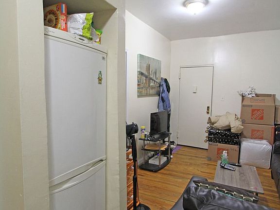 5th image of 141 Edgecombe Ave APT 1