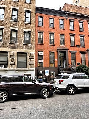 1st image of 247 W 24th St
