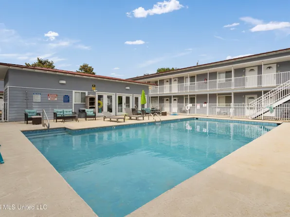 1664 Beach Blvd #68, Biloxi, MS 39531