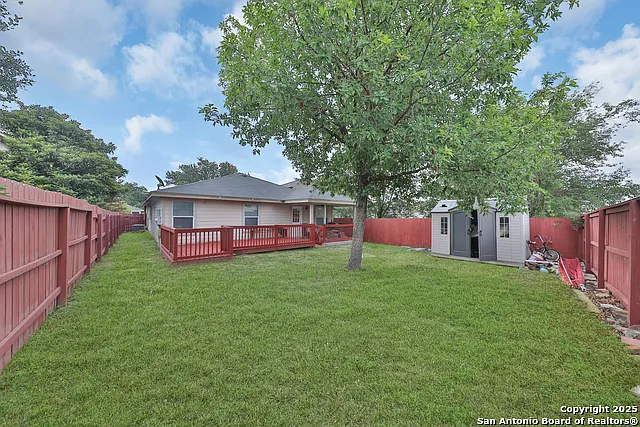 1427 Diamond Blf — Photo 30