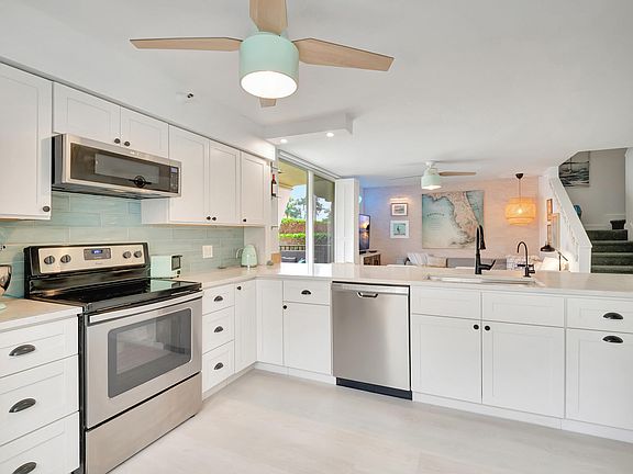 4th image of 127 Yacht Club Way #111