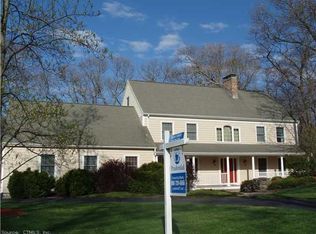 4 Jeremy Dr, East Lyme, CT 06333