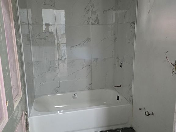 3rd image of 3444 S Western Ave #2F