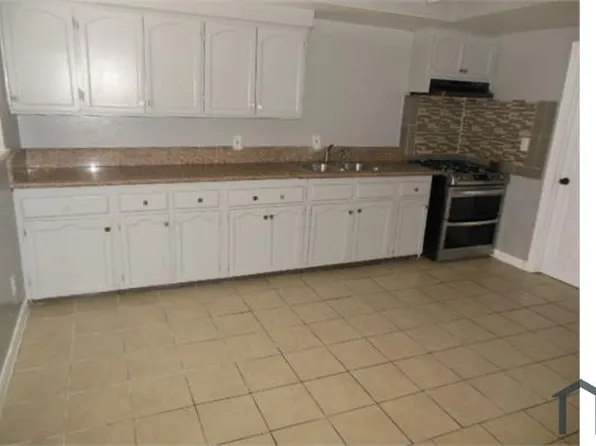 1117 E Tucker St APT C, Compton, CA 90221