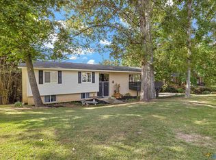 701 Logwood Rd SW, Hartselle, AL 35640