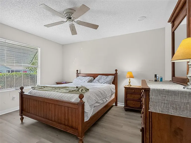 1222 Santos Pl — Photo 11